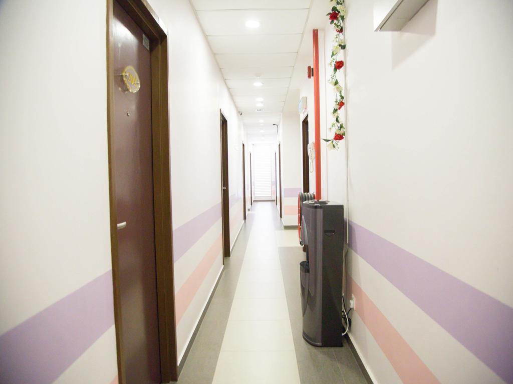 Oyo 250 Palazzo Hotel Kulai Джохор-Бару Экстерьер фото